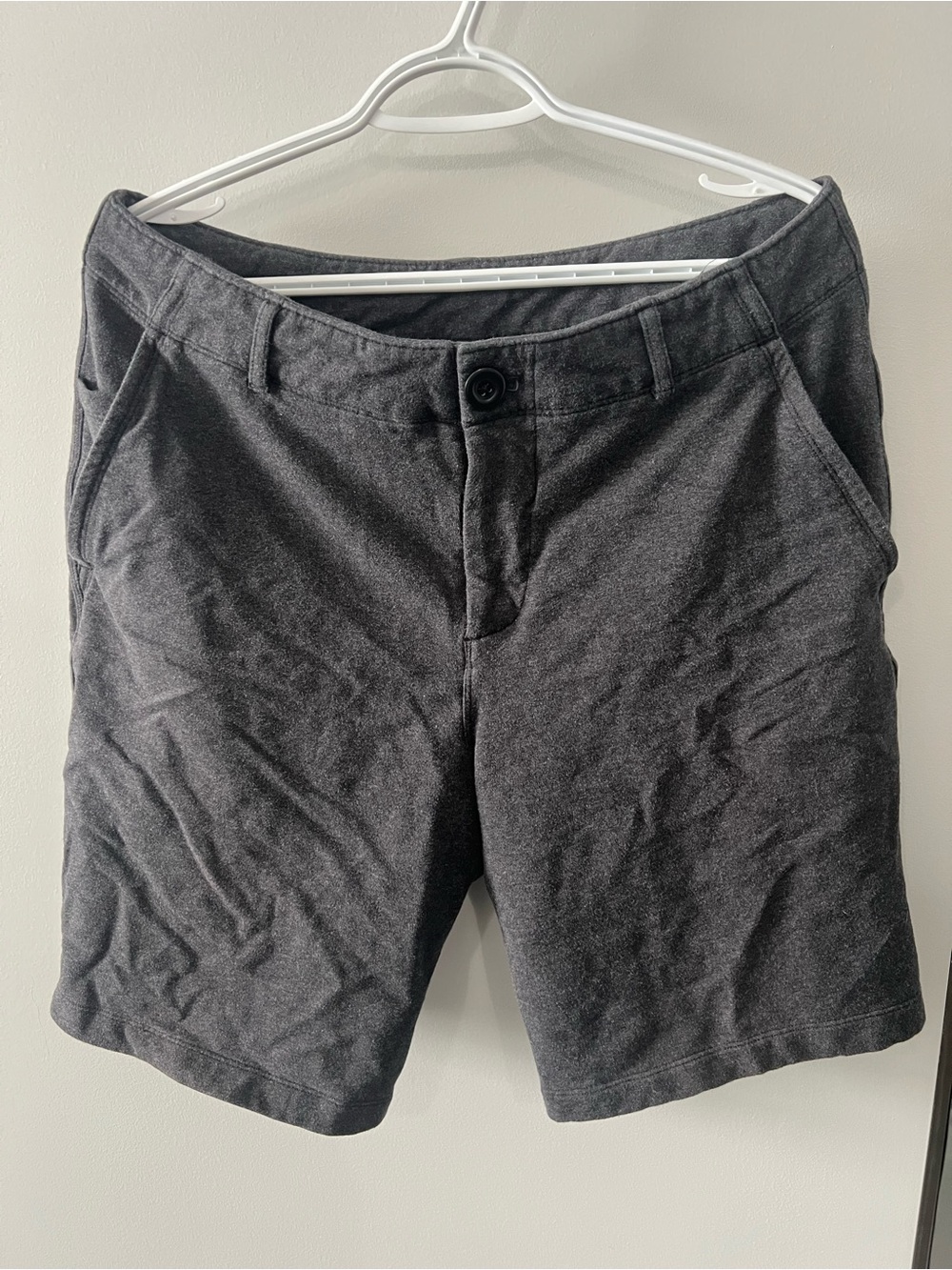 lululemon athletica Men's Dark Charcoal Performance Shorts